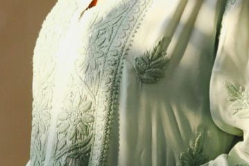 close up of a kurti
